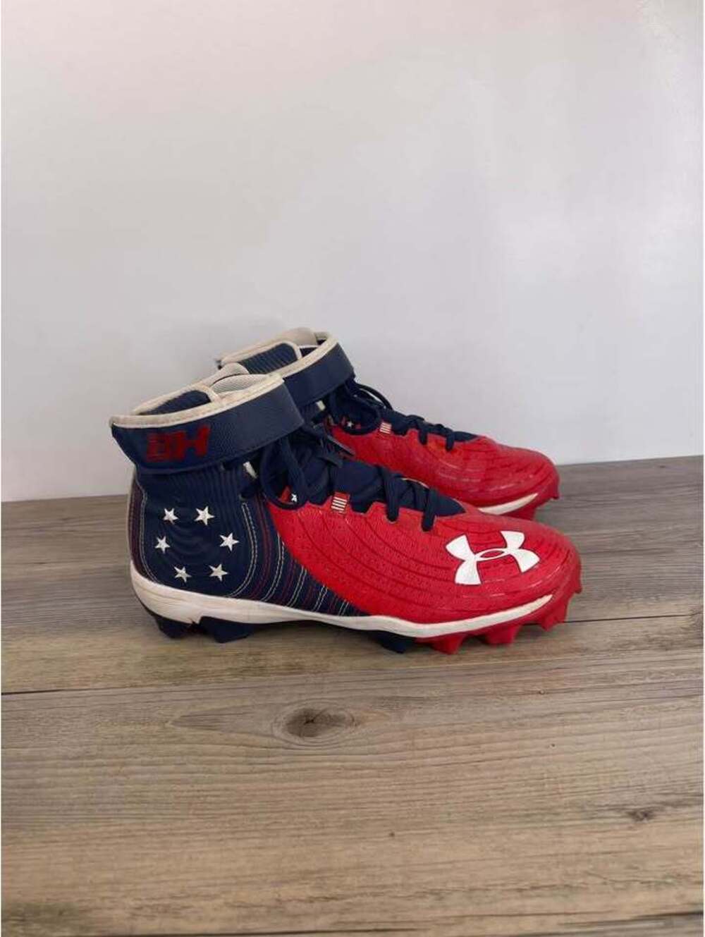 Under Armour Harper 4 Mid RM Youth USA Baseball Cleats Red White Blue 6Y
